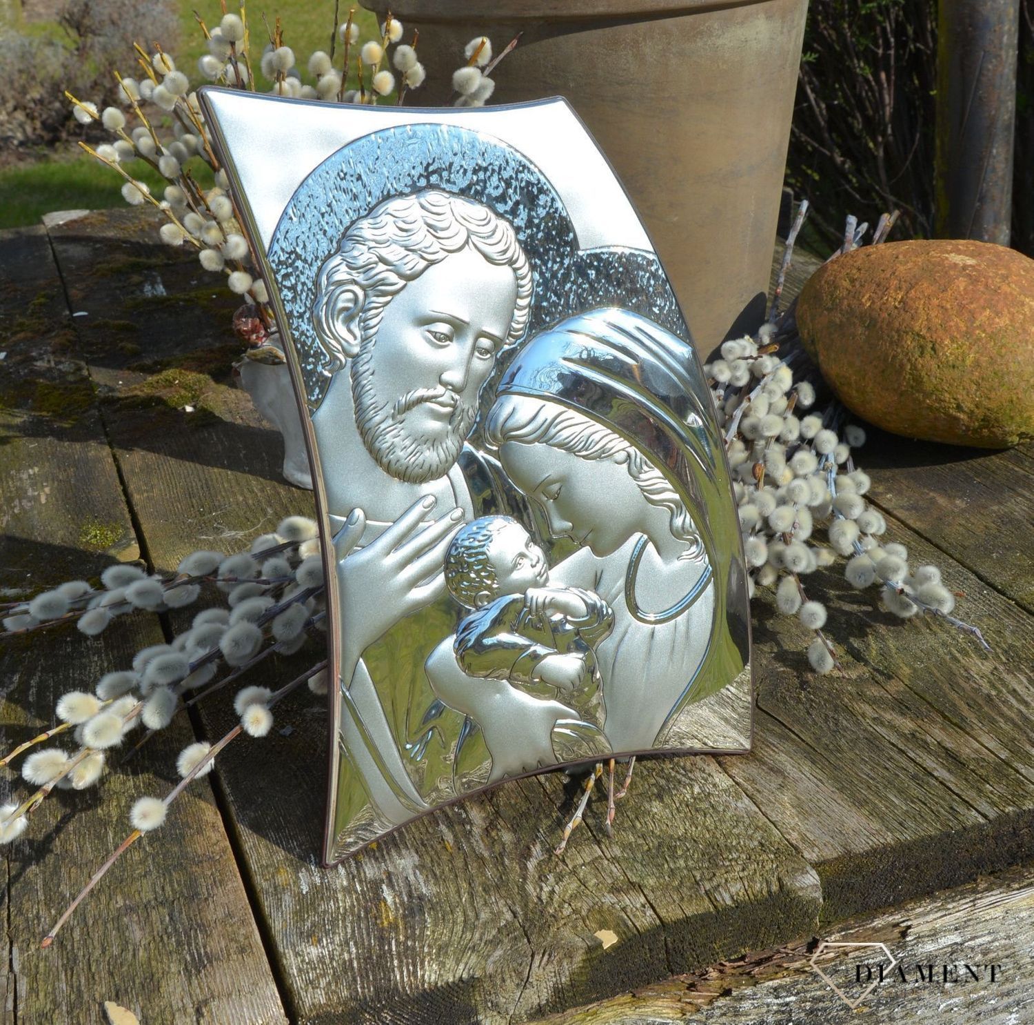 Wyjątkowy obrazek przedstawiający wizerunek Świętej Rodziny. Wykonany z wysokiej jakości drewna oraz metalu pokrytego srebrem i lakierem zabezpieczającym (7).JPG