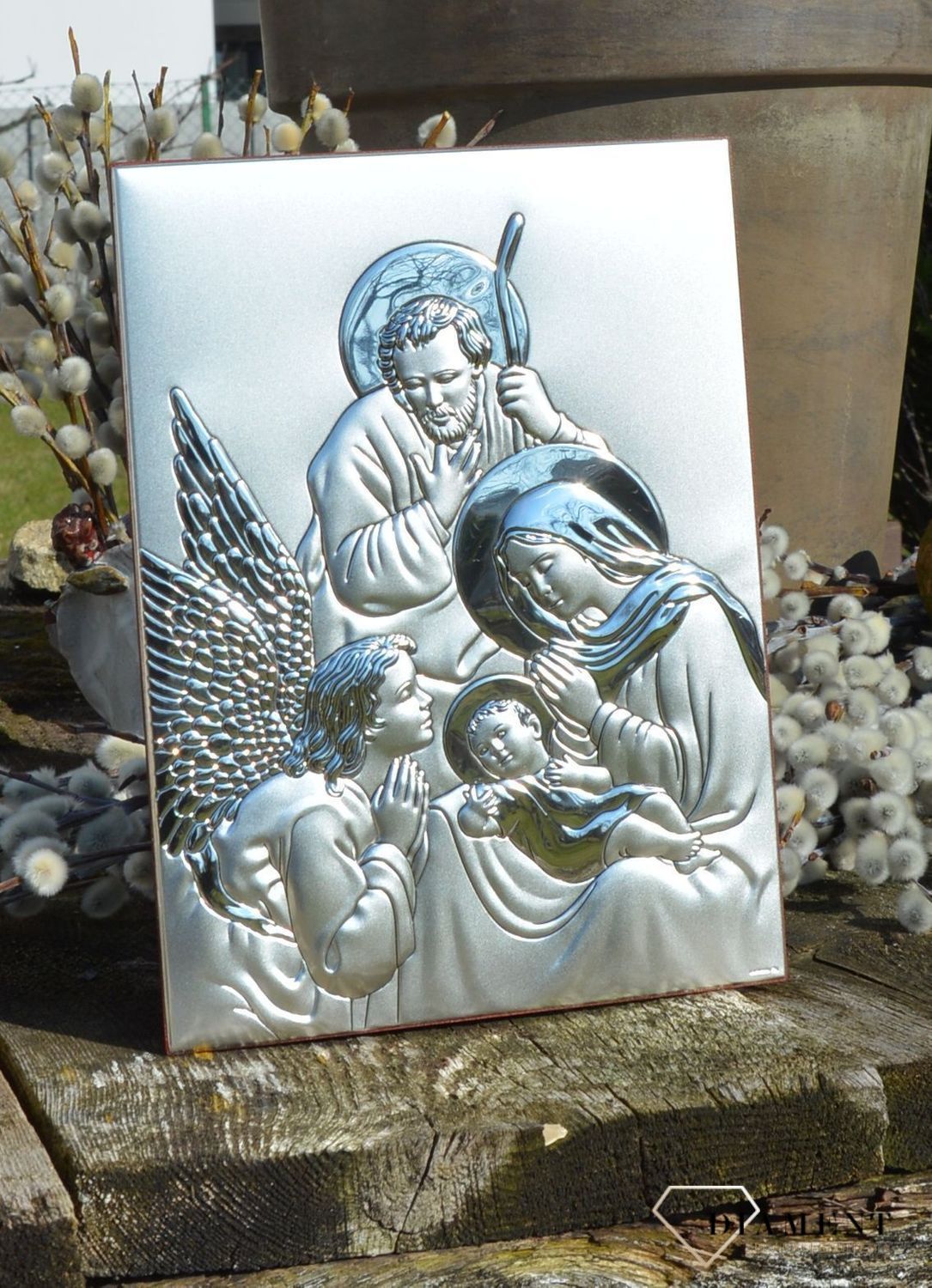 Wyjątkowy obrazek przedstawiający wizerunek Świętej Rodziny. Wykonany z wysokiej jakości drewna oraz metalu pokrytego srebrem i lakierem zabezpieczającym (1).JPG