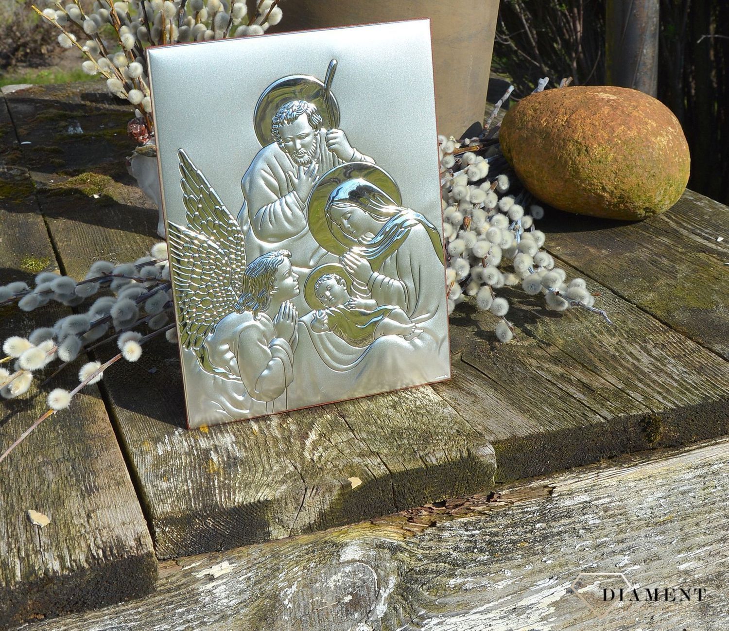 Wyjątkowy obrazek przedstawiający wizerunek Świętej Rodziny. Wykonany z wysokiej jakości drewna oraz metalu pokrytego srebrem i lakierem zabezpieczającym (1).JPG