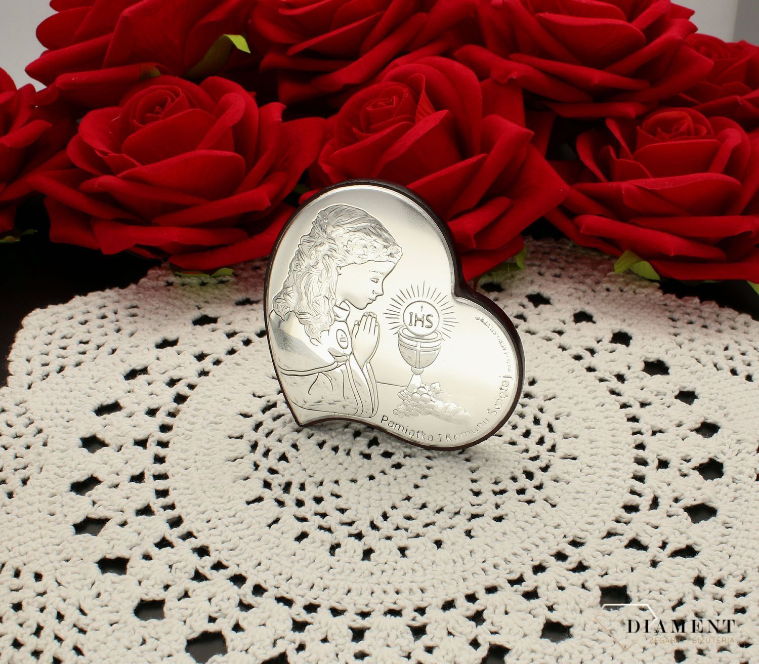 Obrazek srebrny Pierwsza Komunia Święta serduszko dla dziewczynki z grawerem 6746.1. Pamiątka I Komunii Świętej. Obrazek z grawerem na komunie. Prezent na komunie dla dziewczynki..jpg