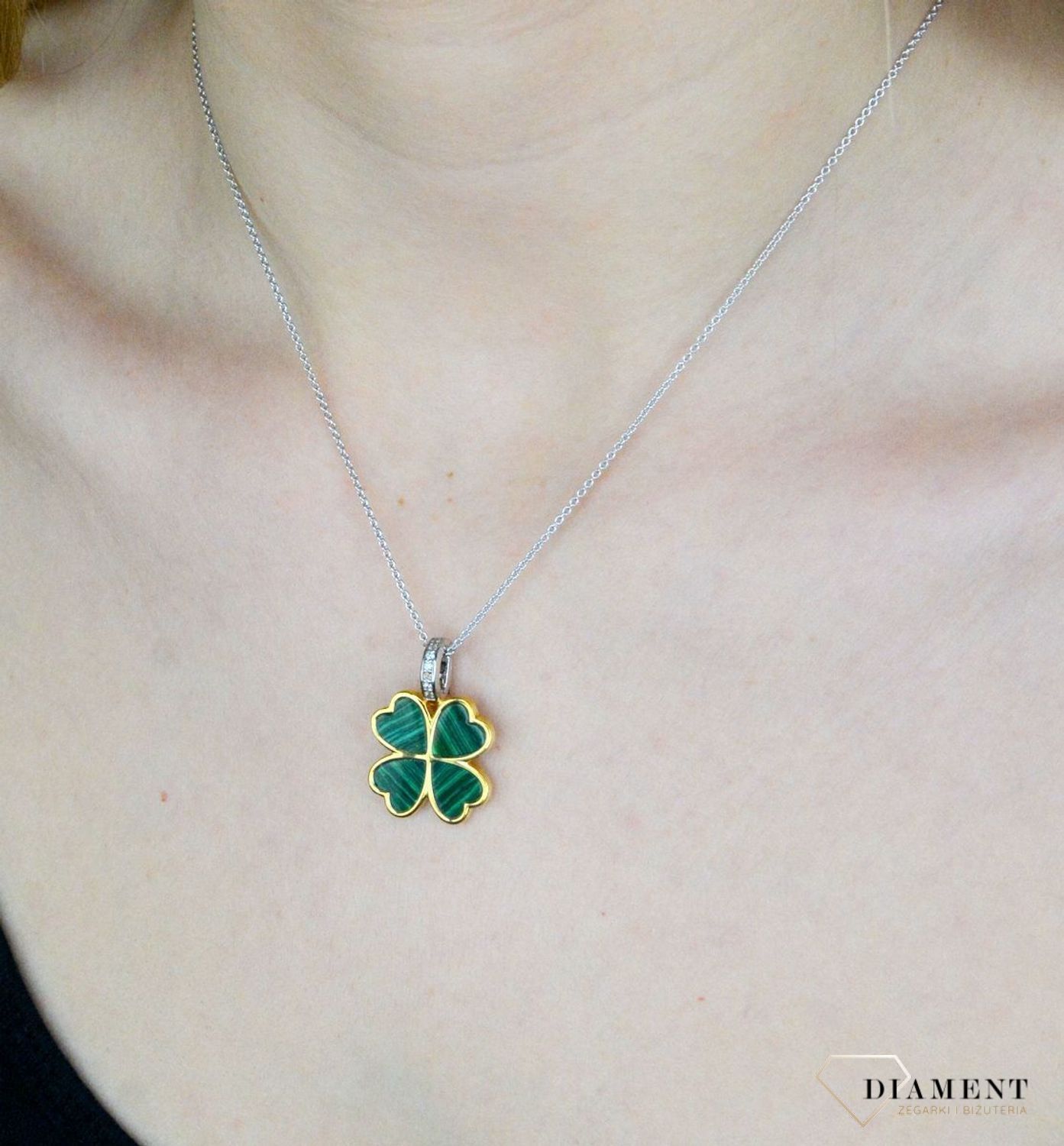 Srebrny naszyjnik Ti Sento Milano Koniczynka pokryte złotem 6821y i subtelny naszyjnik ze srebra zdobiony zawieszką w kształcie koniczynki. Naszyjnik został wykonany z najwyższej jakości sre (2).jpg