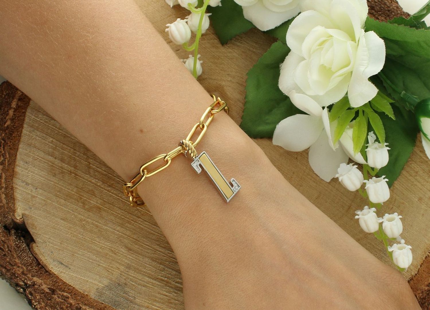 Naszyjnik srebrny damski z literą Z TI SENTO zawieszka 6840ZY_Z Wyjątkowa biżuteria marki TI SENTO, to luksusowe dodatki, które uszczęśliwią każdą kobietę.jpg