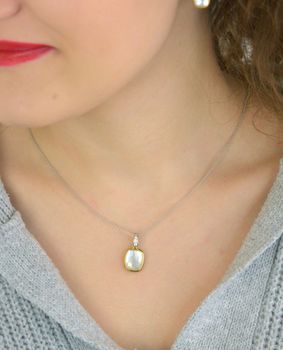 Zawieszka damska TI SENTO – srebro rodowane 925, częściowo złocone 18K i zdobione cyrkoniami. Elegancka, efektowna i hipoalergiczna, idealna solo lub w zestawie z innymi produktami TI SENTO (1).JPG