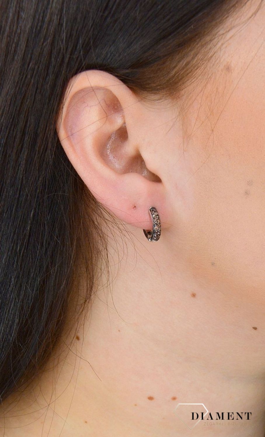 Srebrne kolczyki TI SENTO MILANO Koło brązowa cyrkonia 7210TB. Srebrne kolczyki damskie koła wydają się być jednym z najbardziej uniwersalnych.-001.jpg