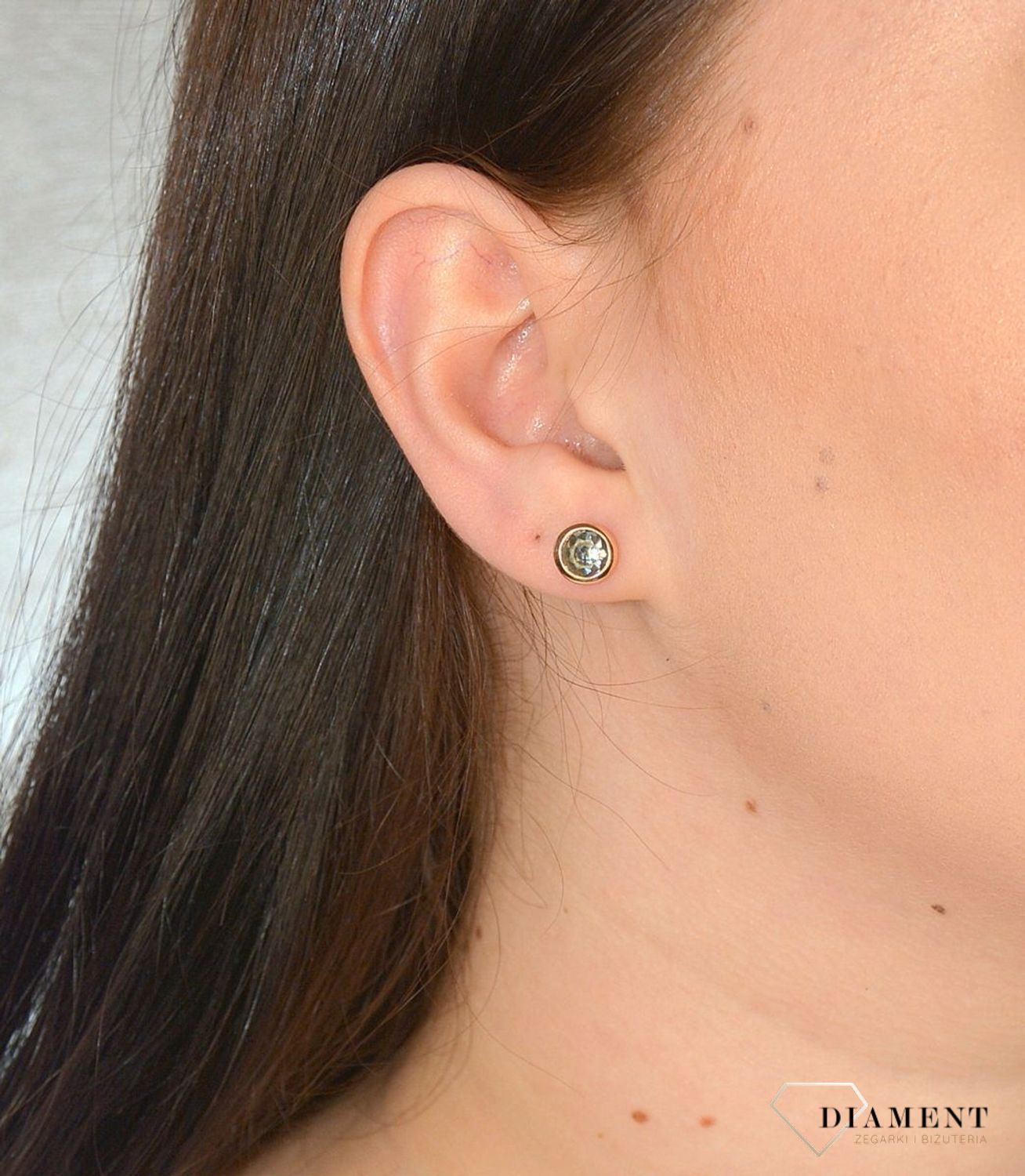 Kolczyki srebrne wkrętki z różowym złotem Ti Sento 7748GB. Kolczyki srebrne na wkrętki pokryte różowym złotem Ti Sento wykonane ze srebra rodowanego próba 925. Szerokość kolczyków wynosi 8 mm.JPG