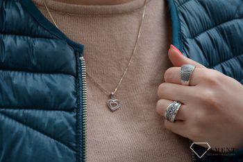 Zawieszka srebrna serca drobne .Srebrne Zawieszki Damskie w Sklepie z Biżuterią zegarki-diament.pl .Piękne i Eleganckie Zawieszki dla Kobiet  (4).JPG