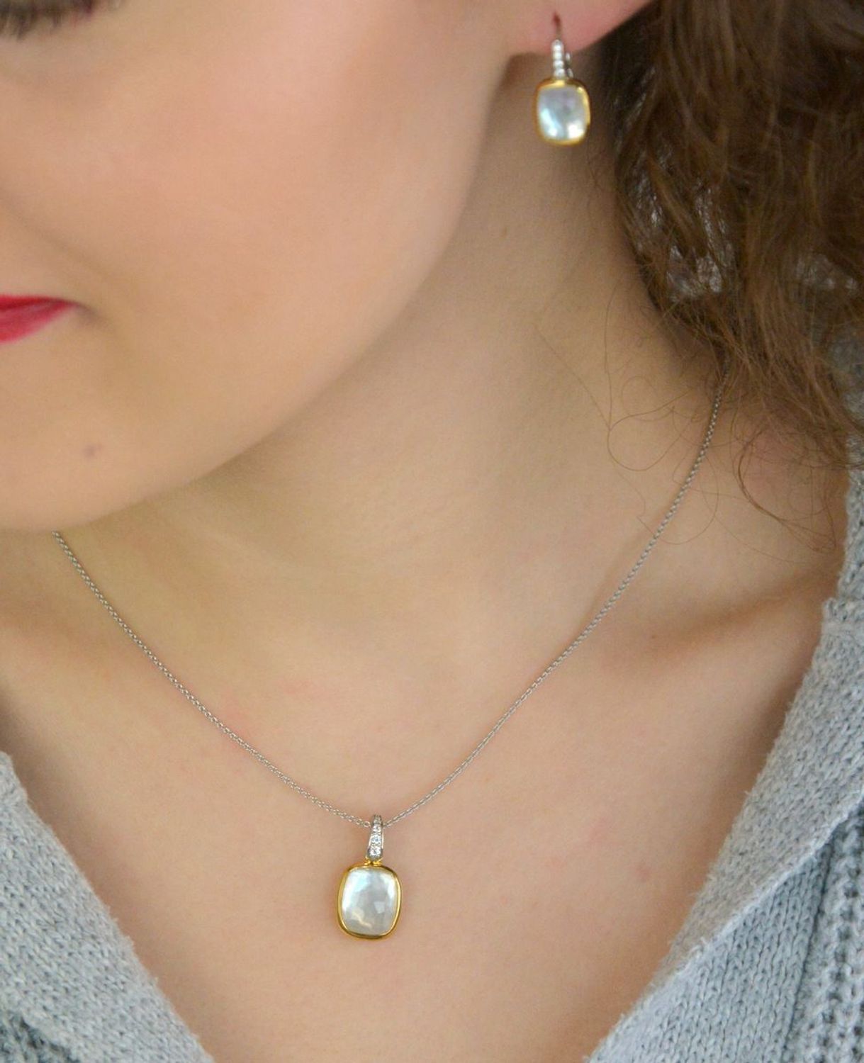 Kolczyki damskie TI SENTO – srebro rodowane 925, częściowo złocone 18K i zdobione cyrkoniami. Hipoalergiczne, eleganckie i efektowne, idealne do codziennych stylizacji 3.jpg