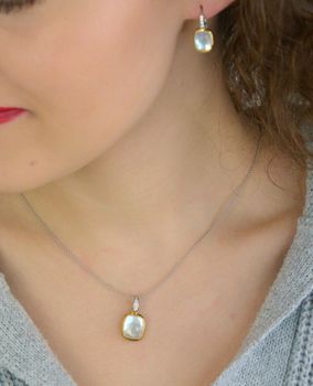 Kolczyki damskie TI SENTO – srebro rodowane 925, częściowo złocone 18K i zdobione cyrkoniami. Hipoalergiczne, eleganckie i efektowne, idealne do codziennych stylizacji lub w zestawie z innymi produktami TI SENTO (3).JPG