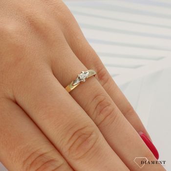 Pierścionek złoty DIAMENT żółte i białe złoto, jeden diament 0,06 ct 9187.jpg