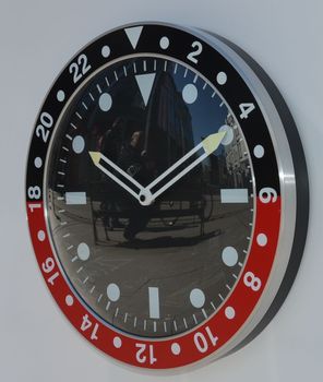 Zegar ścienny czarny Perfect 9486 ✓Zegar ścienny Perfect✓ Zegary ścienne✓ Zegar ścienny czarny ✓Nowoczesne zegary✓ Autoryzowany sklep (2).JPG