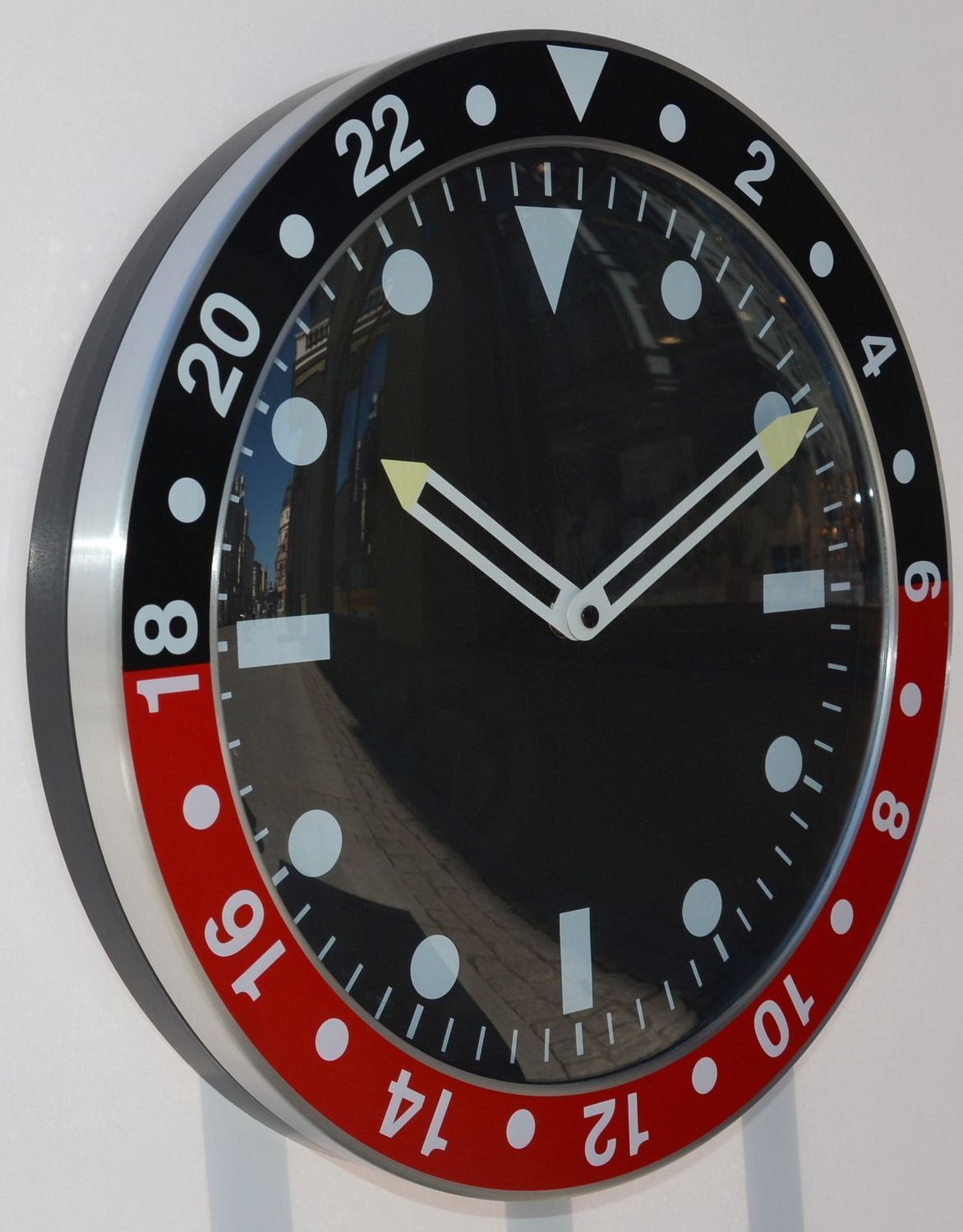 Ścienny zegar PERFECT 9486.jpg