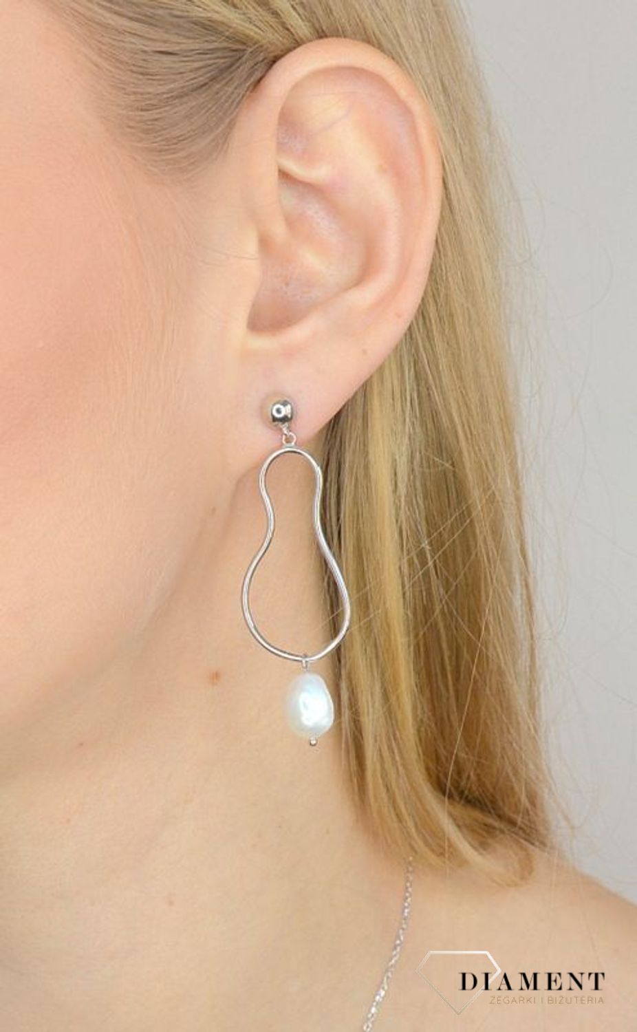 Kolczyki srebrne wiszące 'perły naturalne'  Kolczyki srebrne Damskie w Sklepie z Biżuterią zegarki-diament.pl. Piękne i Eleganckie kolczyki dla Kobiet. Prawdziwe Srebro.Darmowa wysyłka. Idealny pomysł na prezent 1.jpg