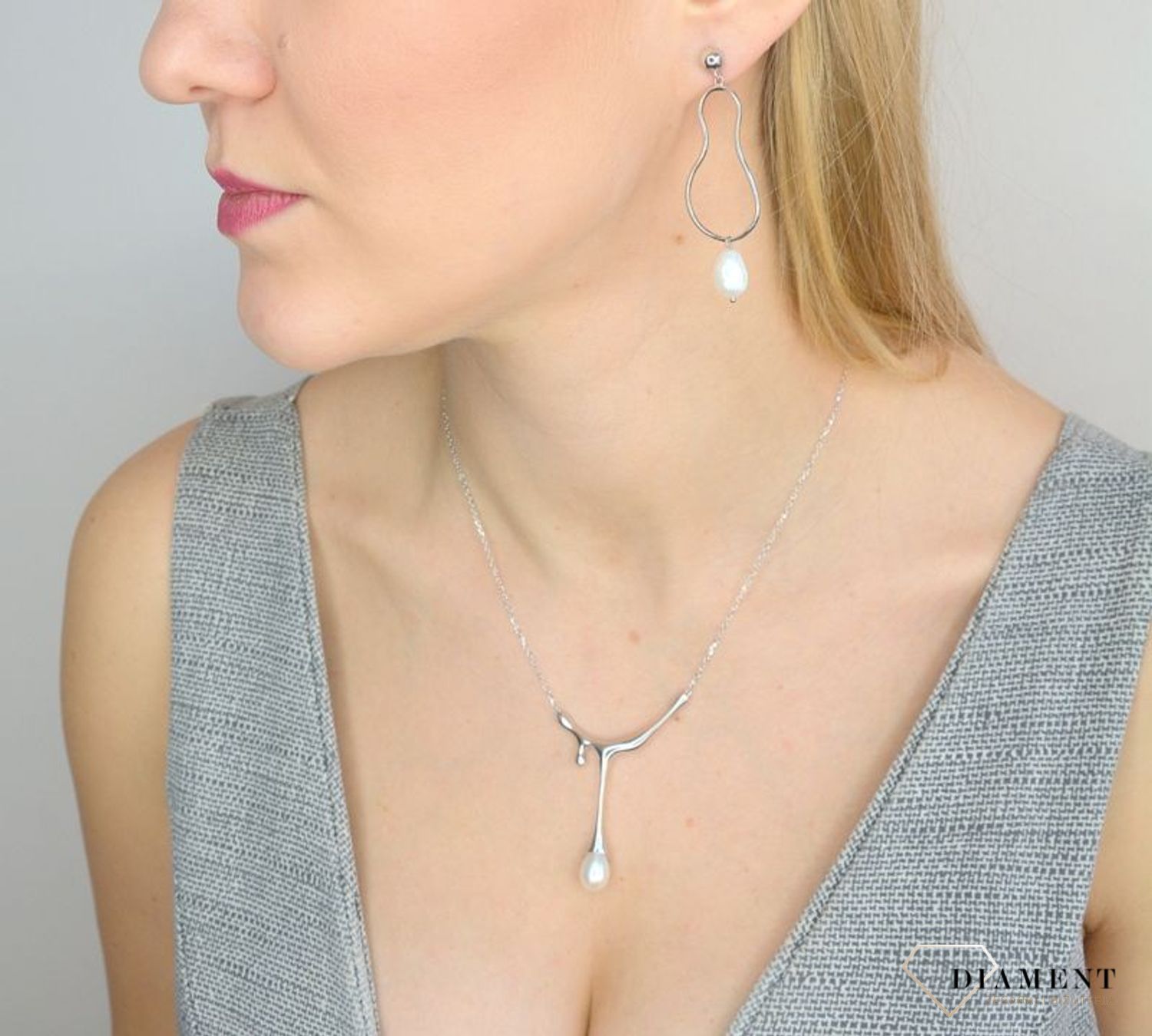 Kolczyki srebrne wiszące 'perły naturalne'  Kolczyki srebrne Damskie w Sklepie z Biżuterią zegarki-diament.pl. Piękne i Eleganckie kolczyki dla Kobiet. Prawdziwe Srebro.Darmowa wysyłka. Idealny pomysł na prezent 1.jpg