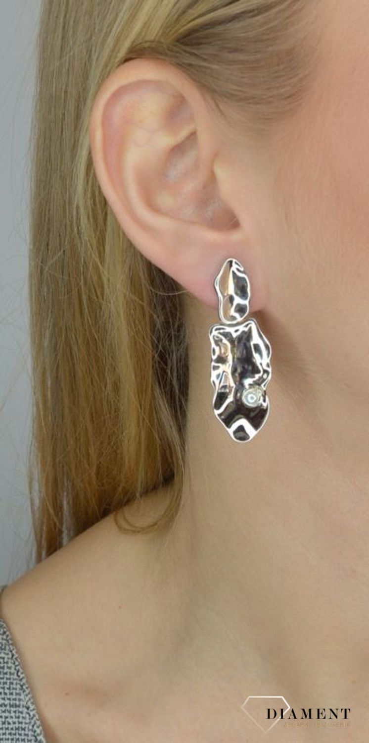 Kolczyki srebrne wiszące 'perły naturalne'-001.jpg