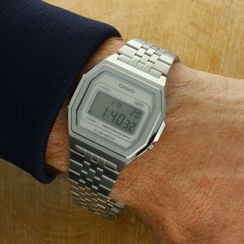 Zegarek Casio Vintage A1000A-7EF – zegarek cyfrowy retro stalowy z alarmem LED.jpg