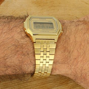 Casio A1000G-9EF Vintage Gold – złoty zegarek cyfrowy w stylu retro (3).jpg