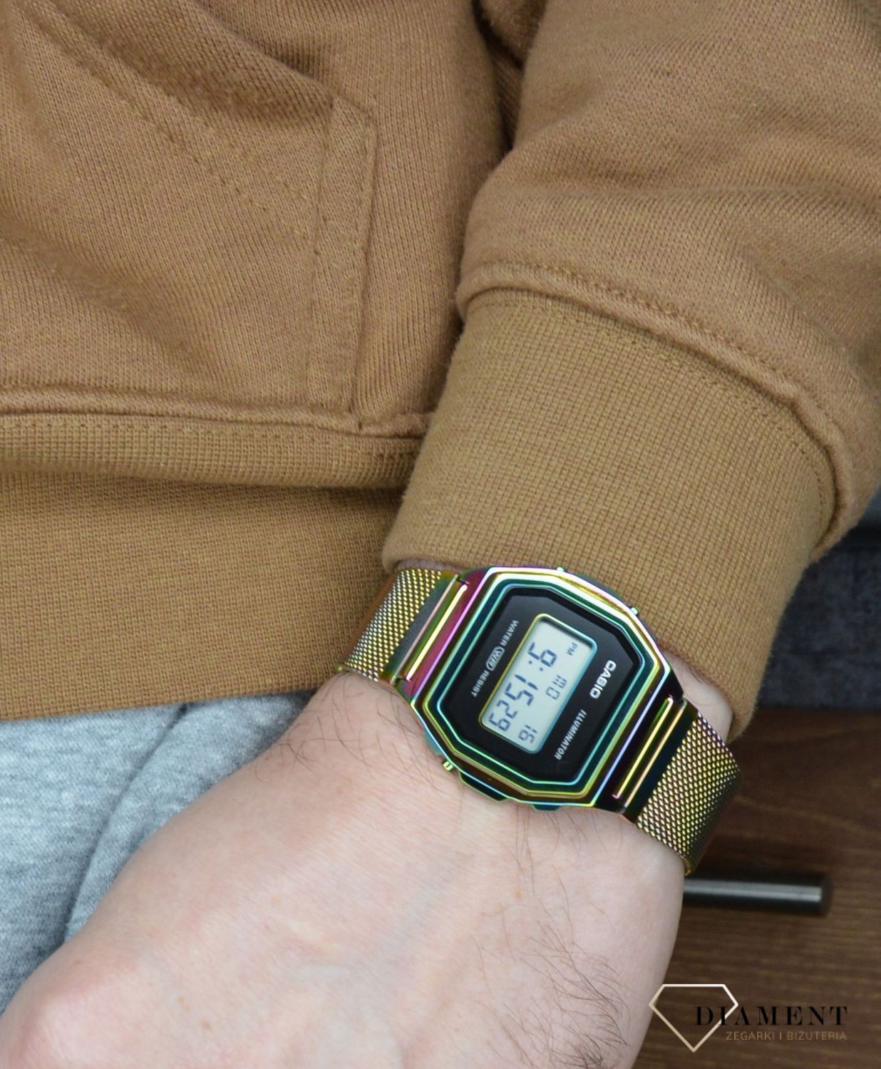 Zegarek Casio A1000RBW-1ER Casio Vintage w stylu Retro.jpg