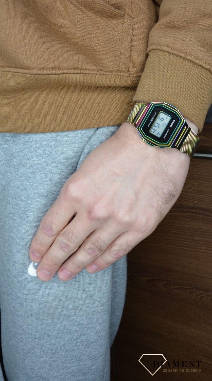 Zegarek Casio A1000RBW-1ER Casio Vintage w stylu Retro.jpg