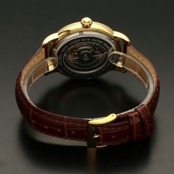 Zegarek męski w klasycznej napędzany mechanicznie z automatycznym naciągiem. Koperta zegarka  kolorze żółtego złota (4).jpg