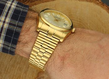 Zegarek męski Adriatica A1298.1111Q Classic Elegance Quartz – szwajcarski model z mechanizmem kwarcowym, złotą kopertą, stalową bransoletą i szkłem szafirowym.3.jpg