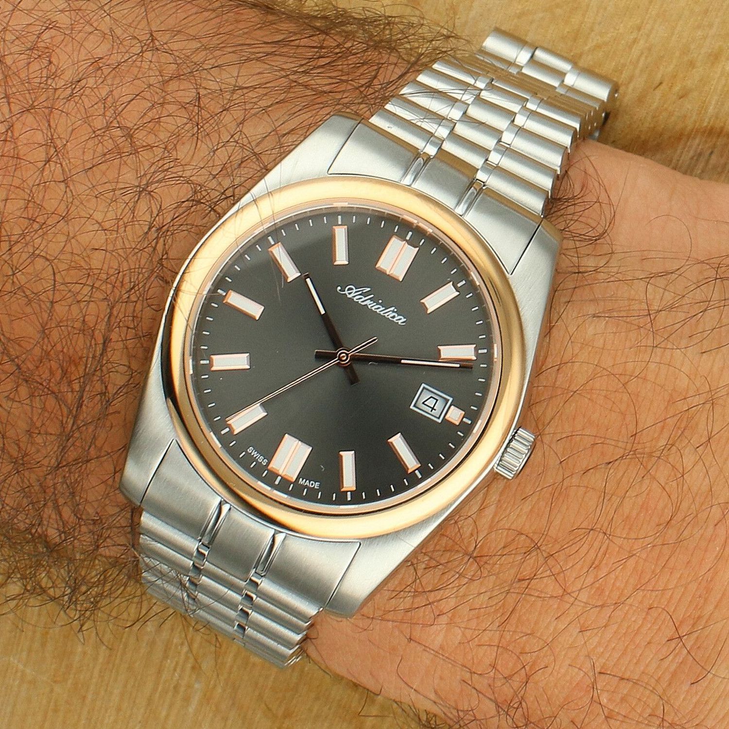 Zegarek męski Adriatica Classic Elegance Quartz A1298.R1R6Q – grafitowa tarcza, różowe złoto.jpg