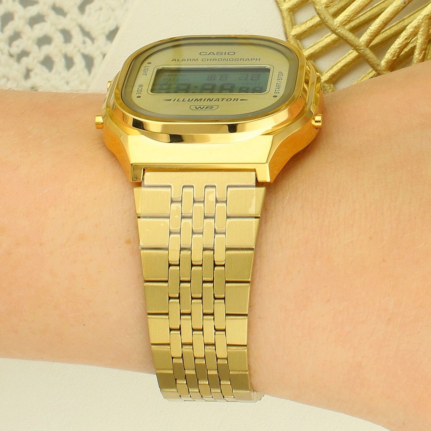 Zegarek Casio Vintage A140WEG-9AEF – złoty zegarek cyfrowy retro na bransoleciegf (2).jpg