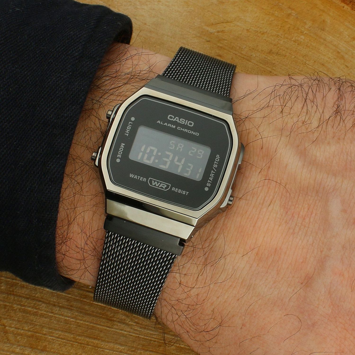 Zegarek męski Casio W-3298-1AVEF – cyfrowy, kwarcowy, czarny, bransoleta mesh.jpg