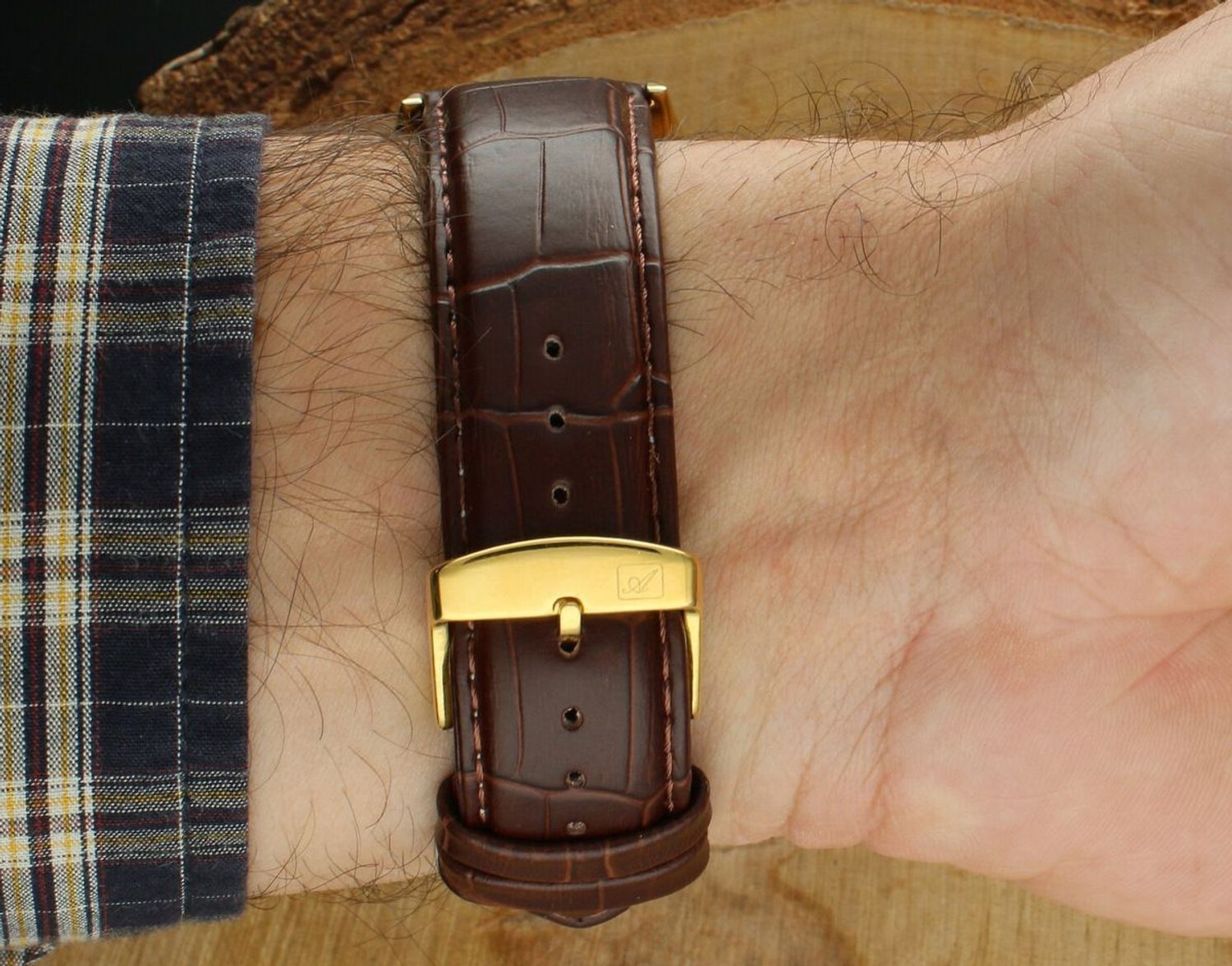 Adriatica A2804.1B15AS – luksusowy zegarek automatyczny ze szkłem szafirowym, skeletonem, złotą kopertą PVD i skórzaną bransoletą. Elegancja i funkcjonalność w jednym.1 (2).jpg