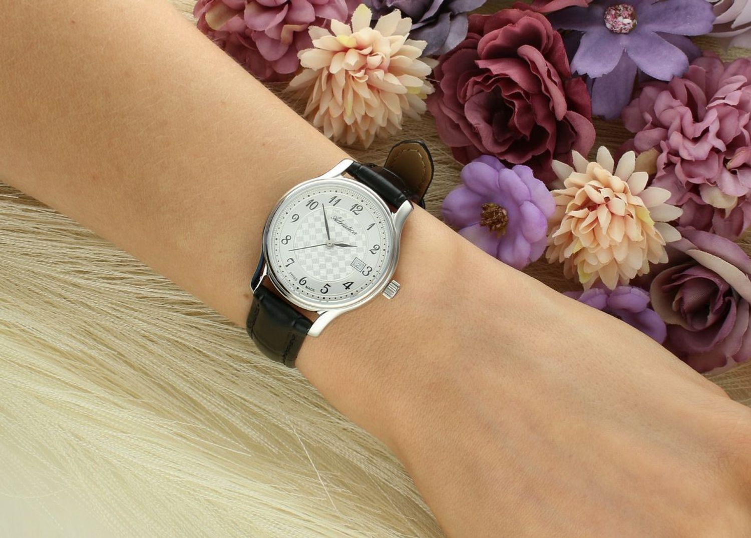 Zegarek damski Adriatica A3000.5223Q – szafirowe szkło, pasek skórzany.jpg