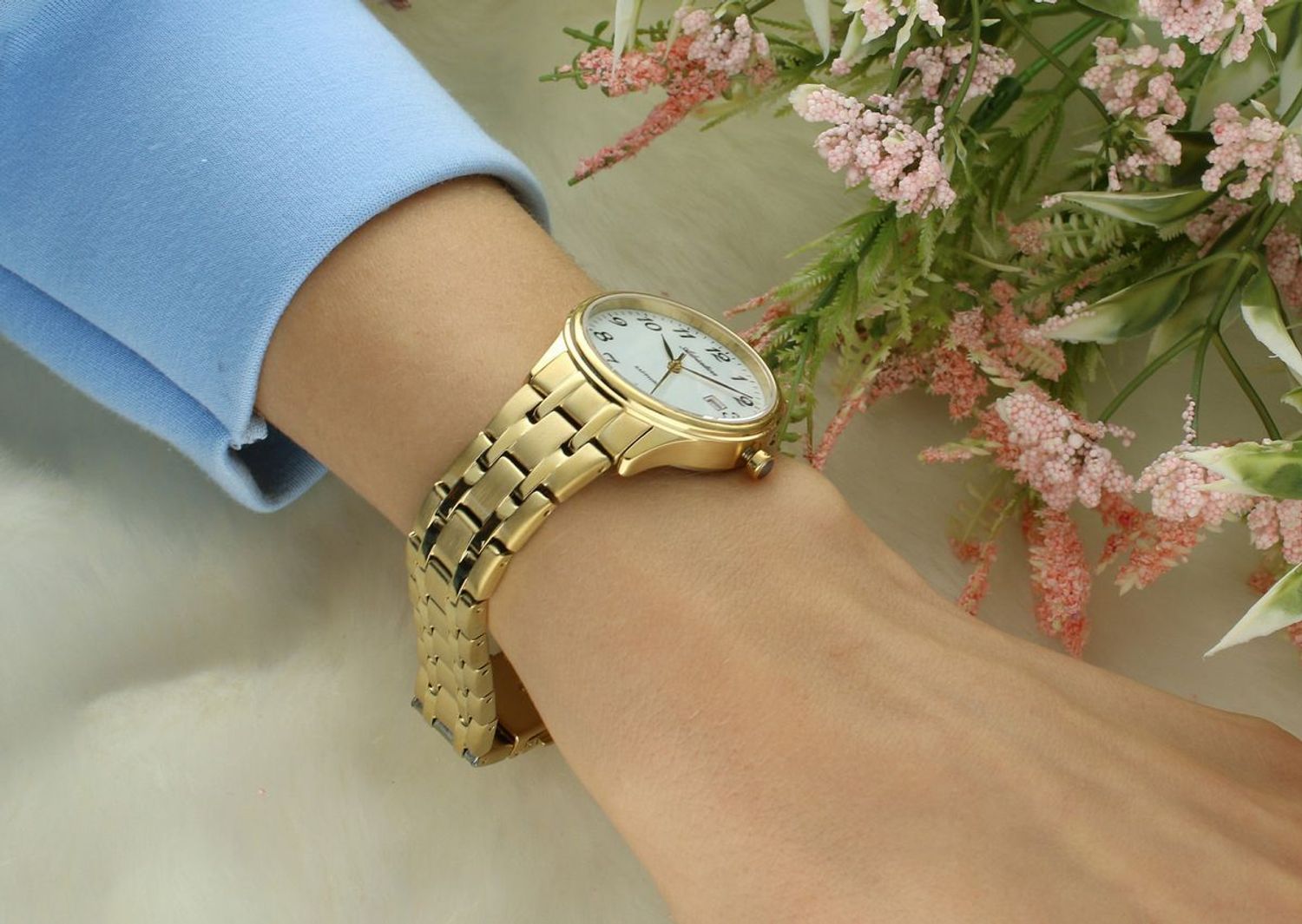 Adriatica A3300.1123Q – Złoty Zegarek Damski Swiss Made Szafirowe Szkło Datownik.jpg