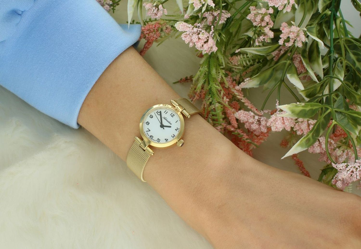 Adriatica A3435.1123Q – Zegarek Damski Złoty Swiss Made Mesh Elegancki.jpg