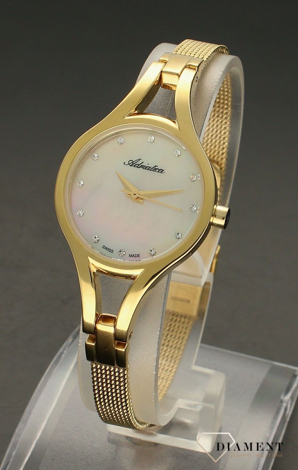 Zegarek damski Adriatica A3508.114SQ na bransolecie 'Perła' A3508.114SQ. Zegarek Adriatca A3508.114SQ na złotej, stalowej bransolecie to elegancki dodatek dla każdej kobiety. Wyrafinowan.jpg