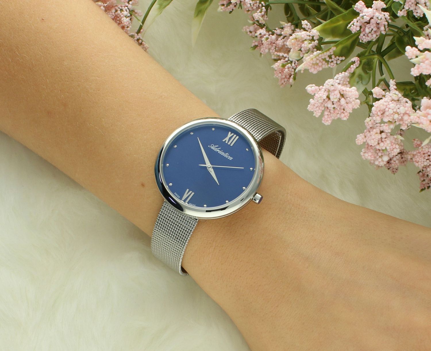 Zegarek damski Adriatica Classic na bransolecie A3632.5285QX. Szwajcarski zegarek damski. Zegarek dla kobiety na prezent. Szwajcarski zegarek dla kobiety na bransolecie..jpg