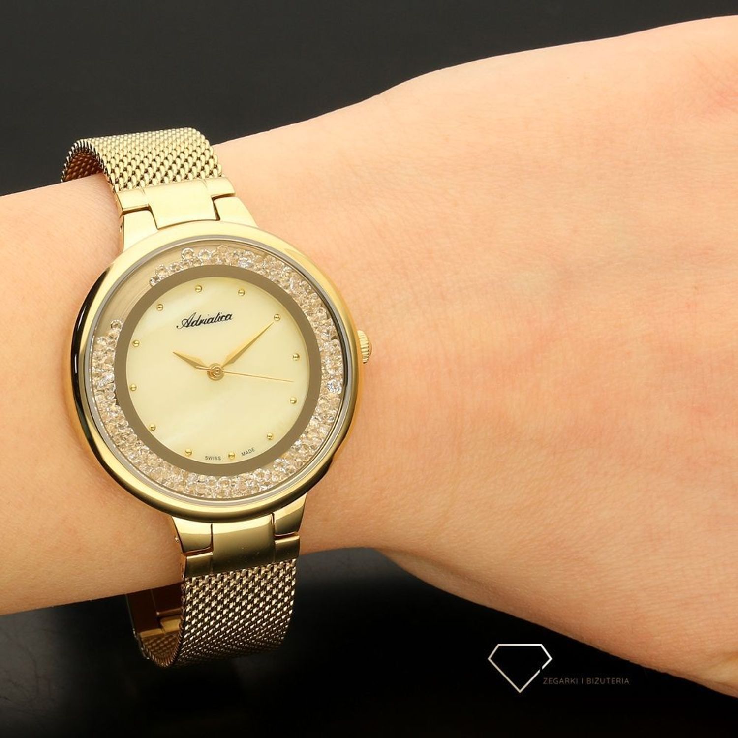 Damski zegarek Adriatica Fashion A3720.114SQZ.jpg