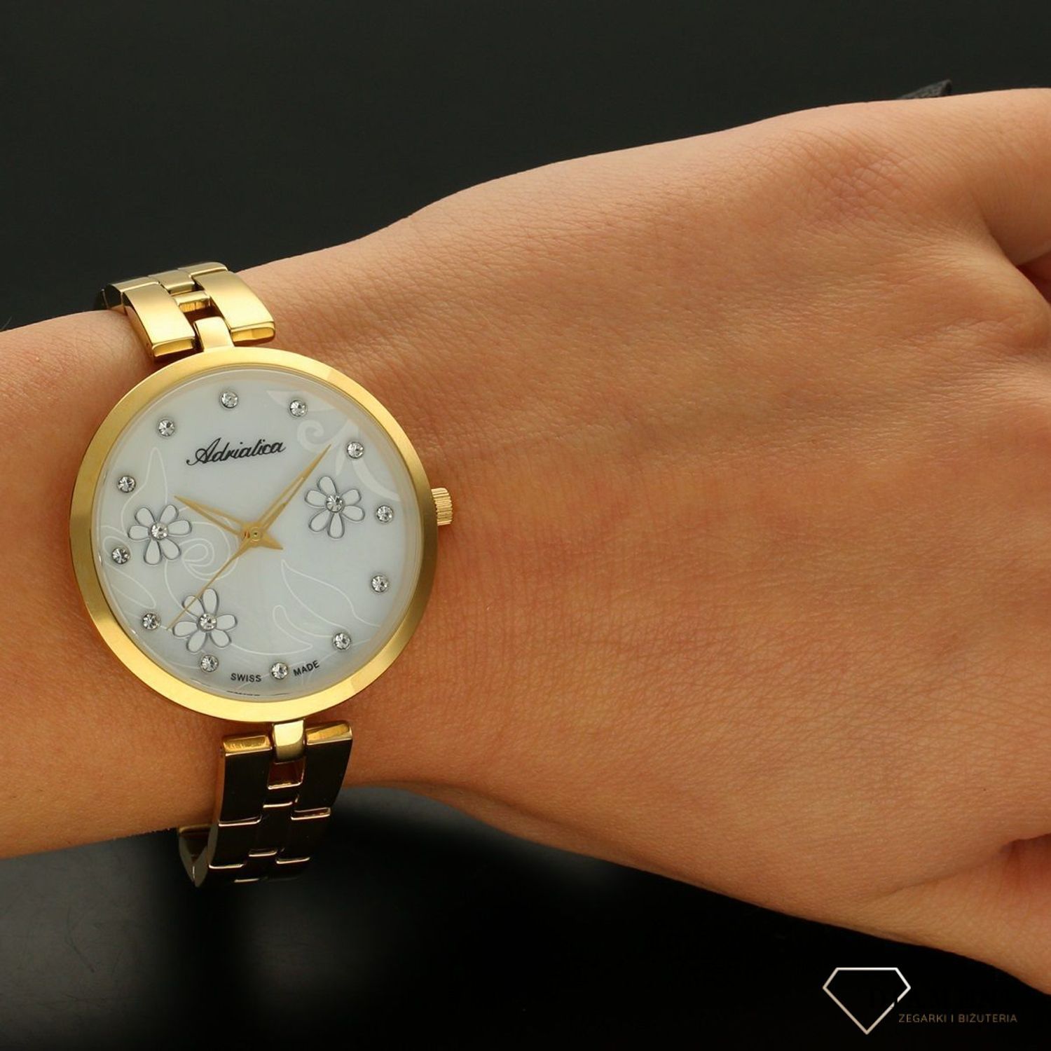 Zegarek damski Adriatica kwiatowa tarcza.jpg