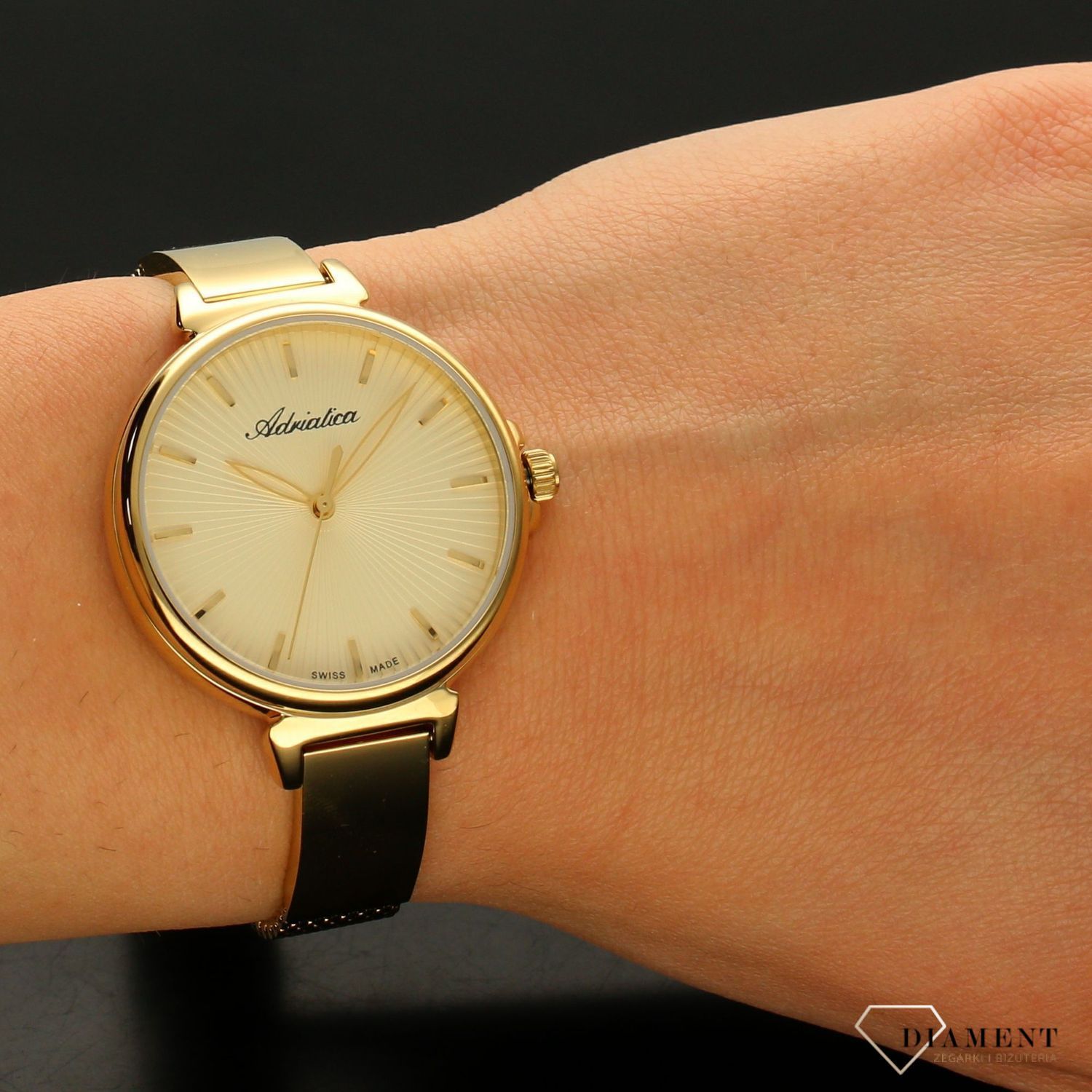 Zegarek damski Adriatica ' Double gold ' A3744.1111Q.xz.jpg