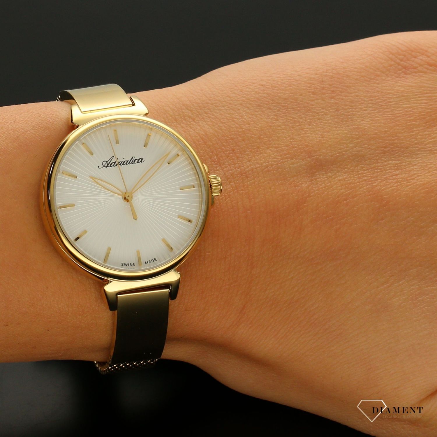 Zegarek damski Adriatica '' Biżuteryjny Gold'' A3744.1113Q.112.jpg