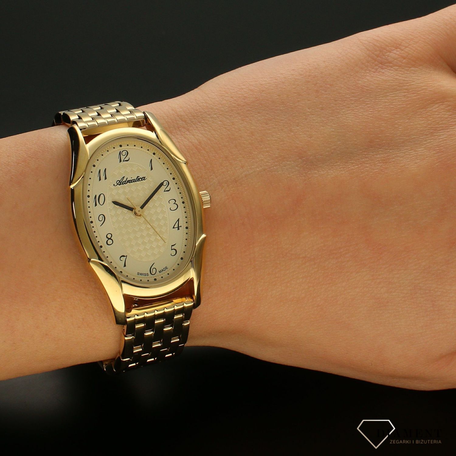 Zegarek damski na bransolecie 'Złoty Owal' A3754.1121Q.jpg