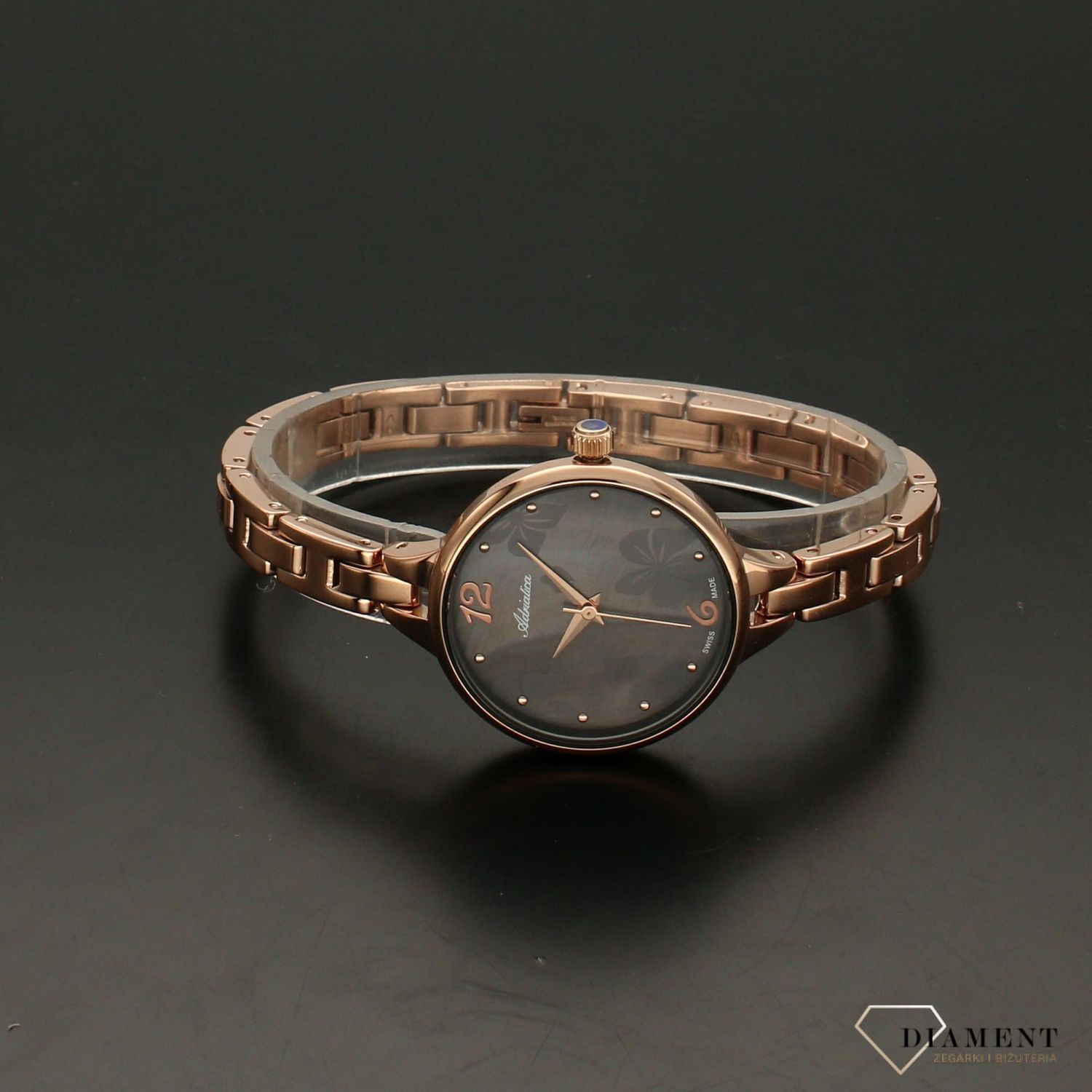 Zegarek damski różowe złoto Adriatica A3762.917MQ na bransolecie z tarczą w kolorze czarnej perły i ornamentem kwiatowym.  (2).jpg