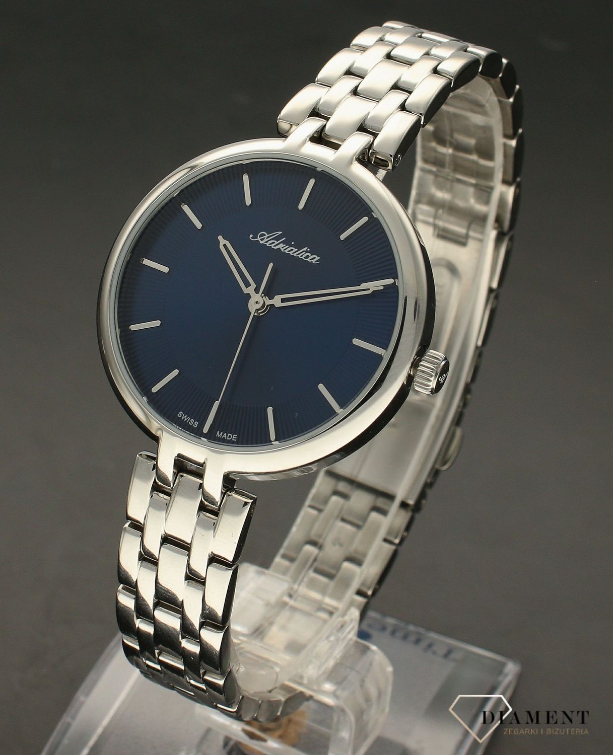 Zegarek damski na bransolecie z niebieską tarczą Adriatica A3763.5115Q. f.webp