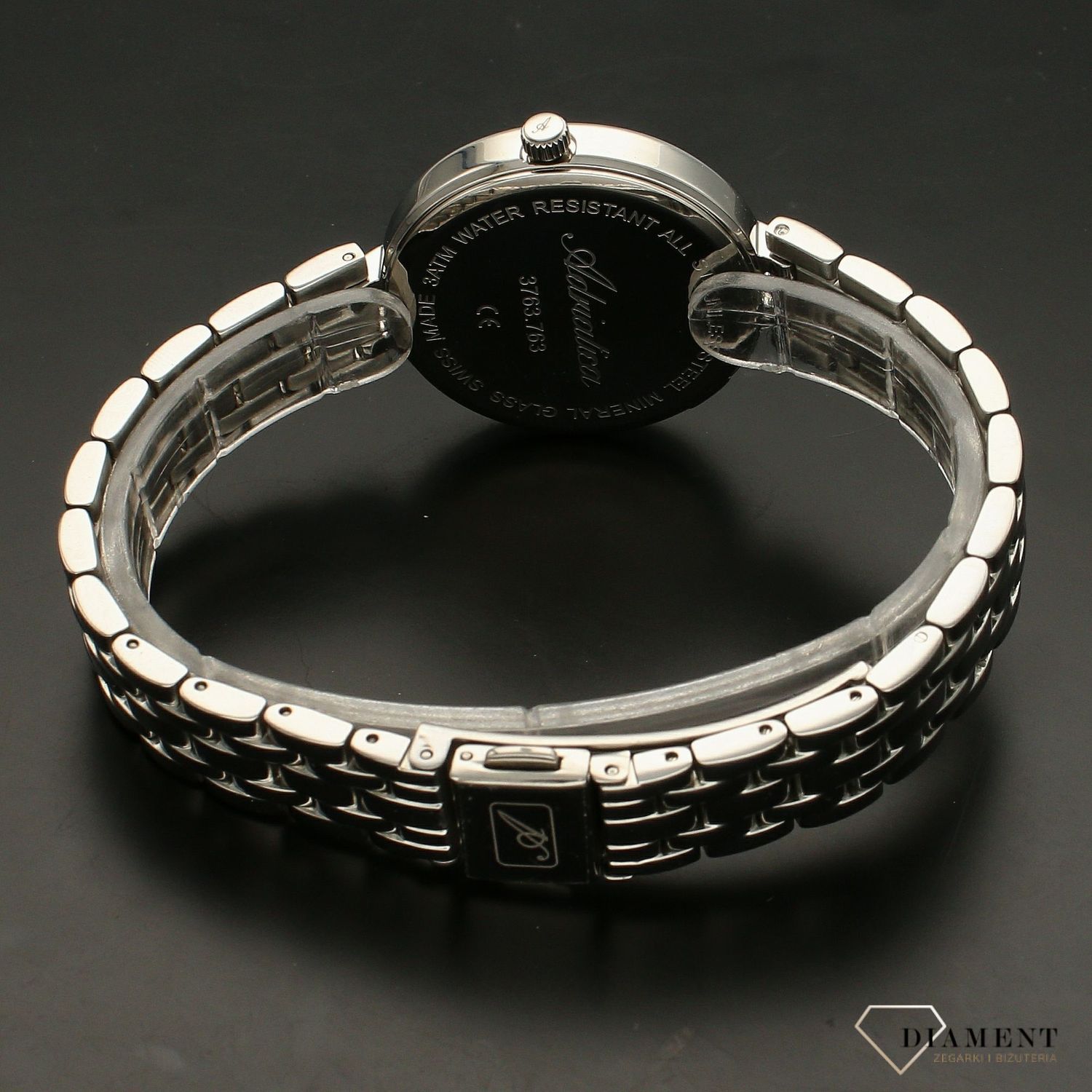 Zegarek damski na bransolecie Adriatica A3763.5116Q. Zegarek z czarną tarczą, srebrnymi indeksami oraz wskazówkami. Idealny na prezent dla kobiety..webp