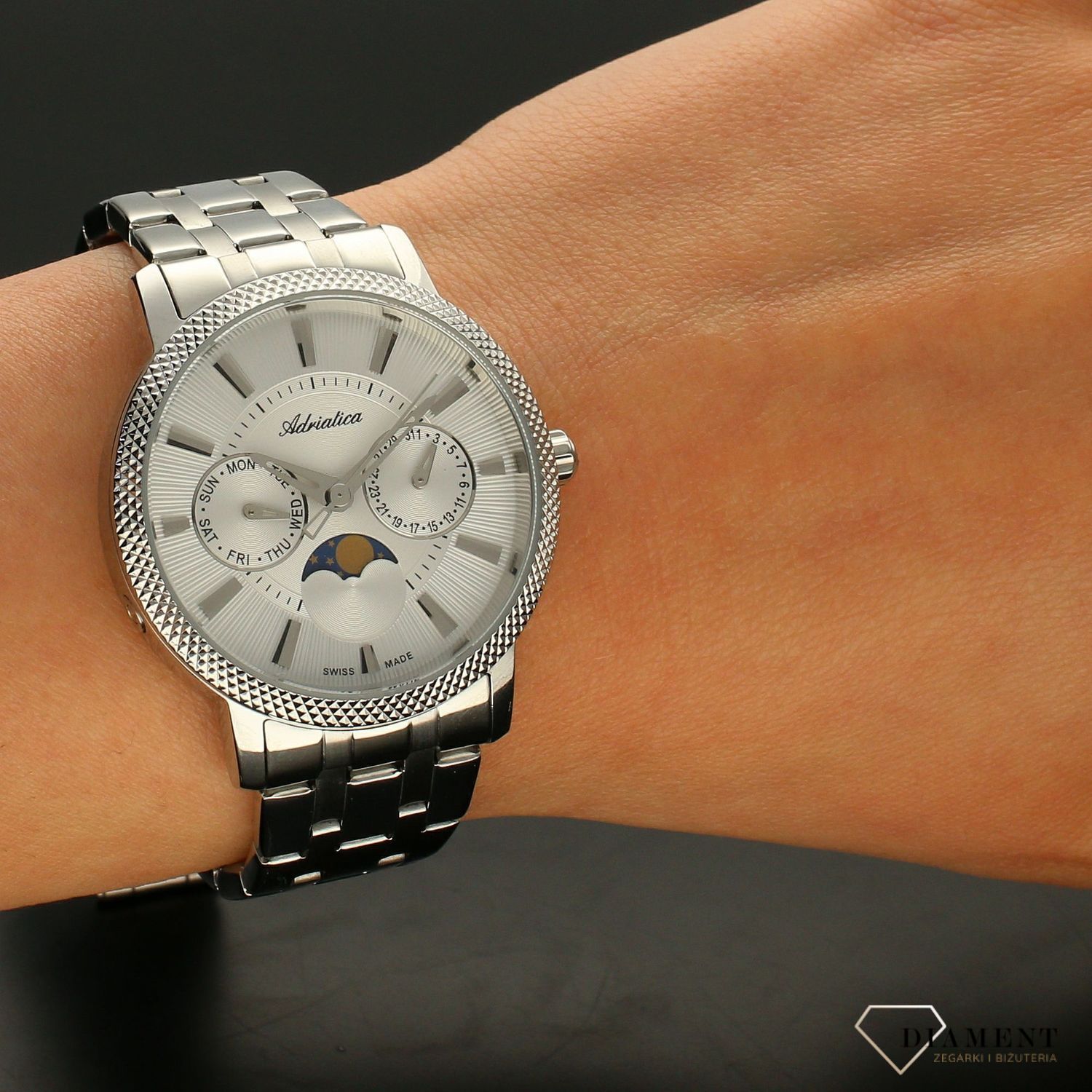 Zegarek damski na bransolecie Adriatica A3808.5113Q z fazą księżyca.jpg