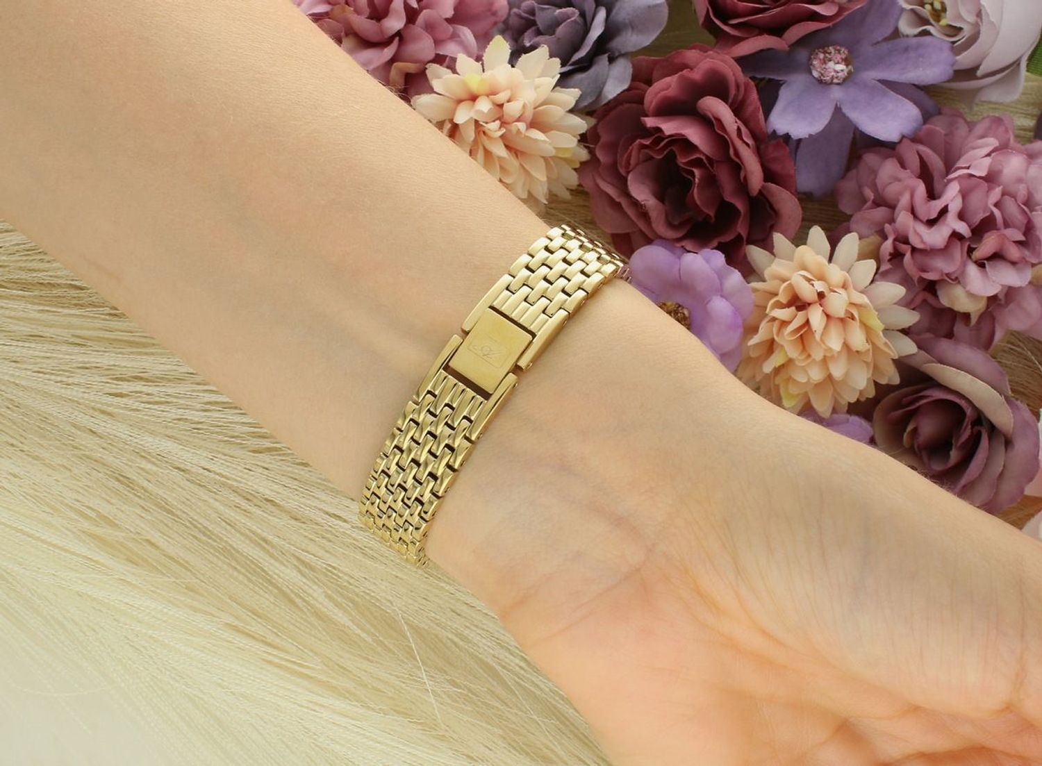 Zegarek damski Adriatica A3829.1171Q złoty, tarcza z cyrkoniami.jpg