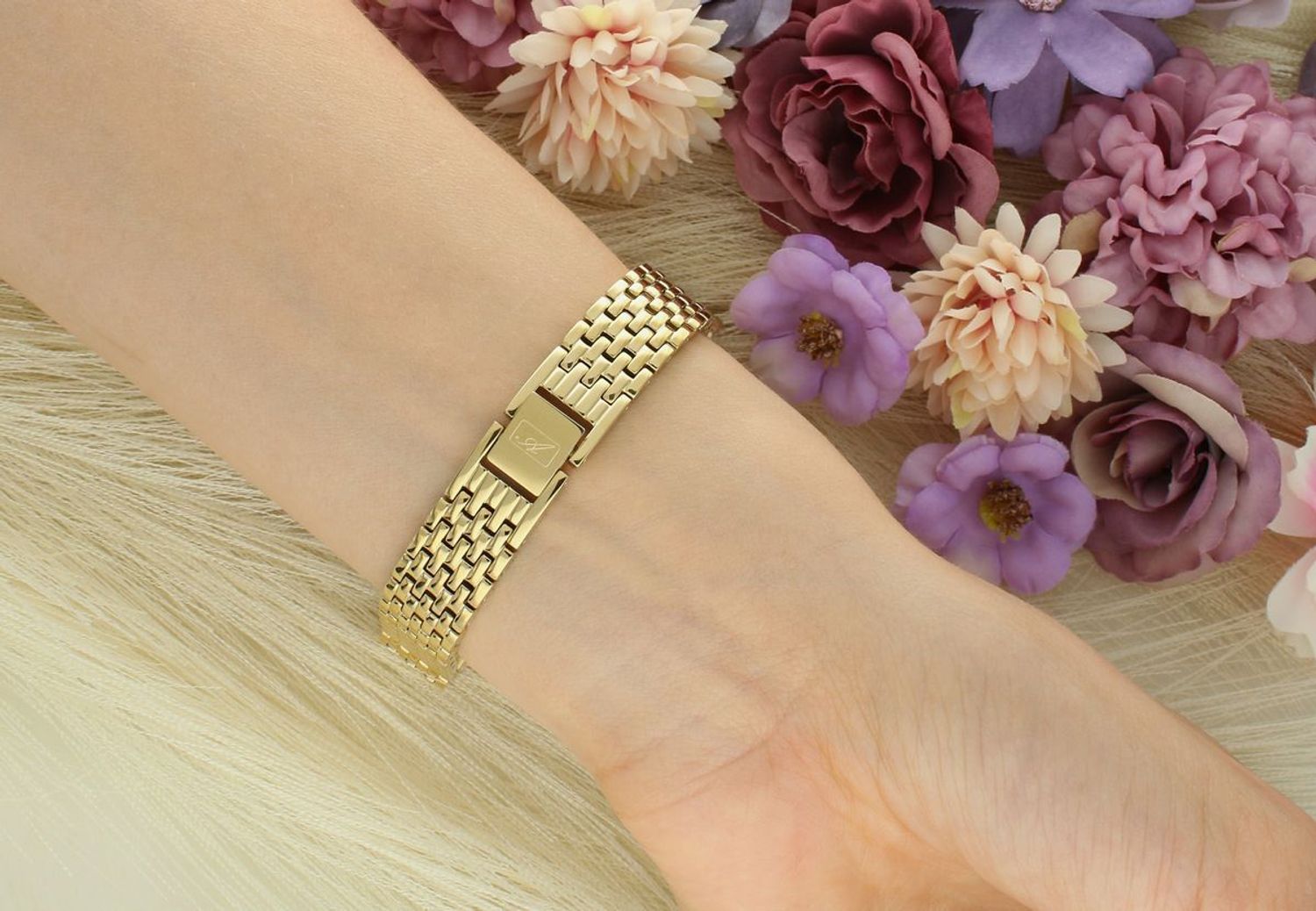 Zegarek damski Adriatica A3829.1173Q złoty, srebrna tarcza z cyrkoniami.jpg