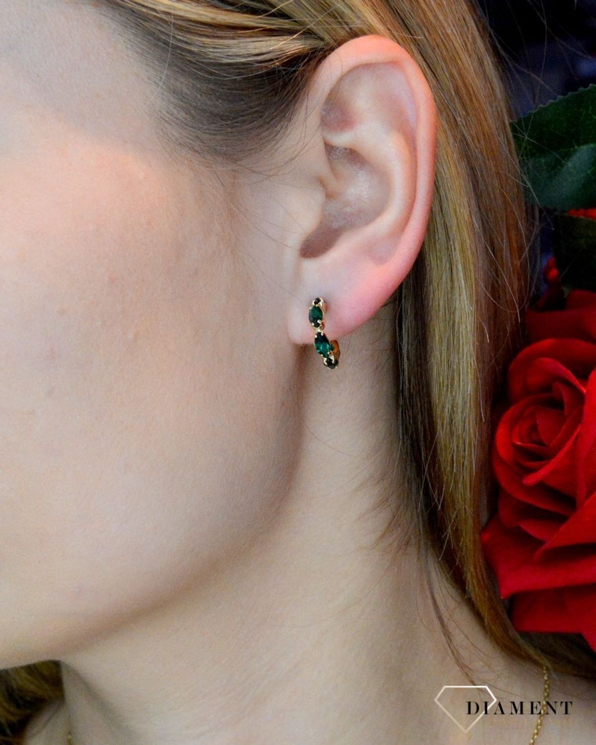 Kolczyki pozłacane Victoria Cruz “ Geometryczne, szmaragdowe koła ” 925 A4136-20DT  Wyjątkowa biżuteria z Victoria Cruz wykonana.JPG