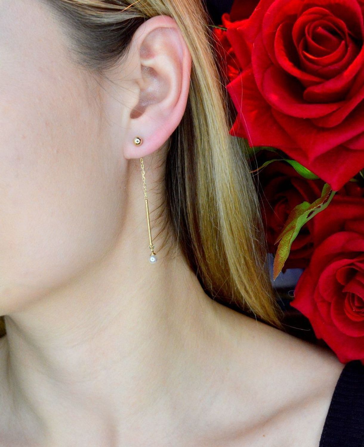 Kolczyki srebrne damskie wiszące z perłą Victoria Cruz Perła na łańcuszku 925 (1).JPG