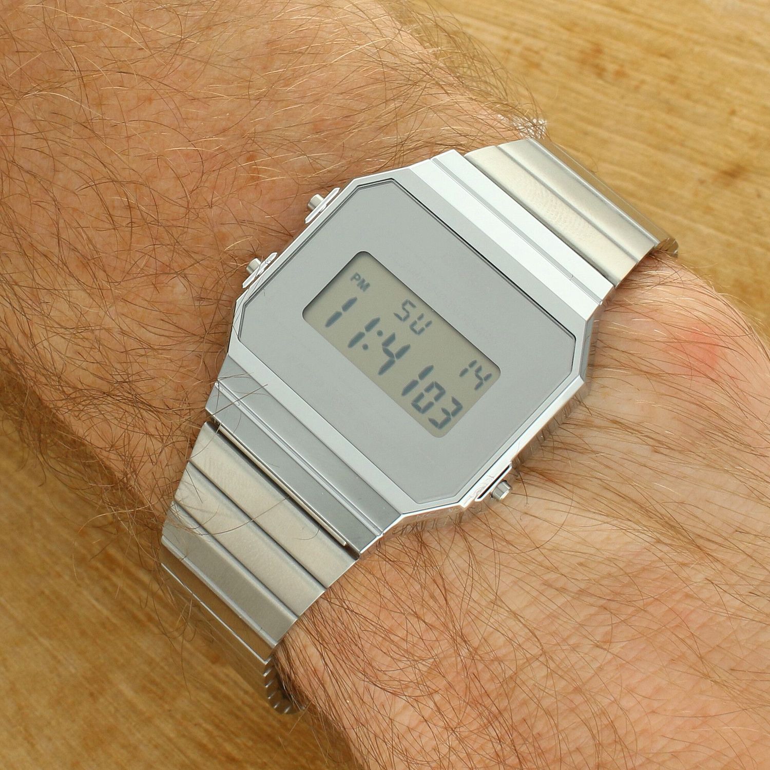 Casio A700WEV-7AEF – ultracienki zegarek cyfrowy Casio Vintage.jpg