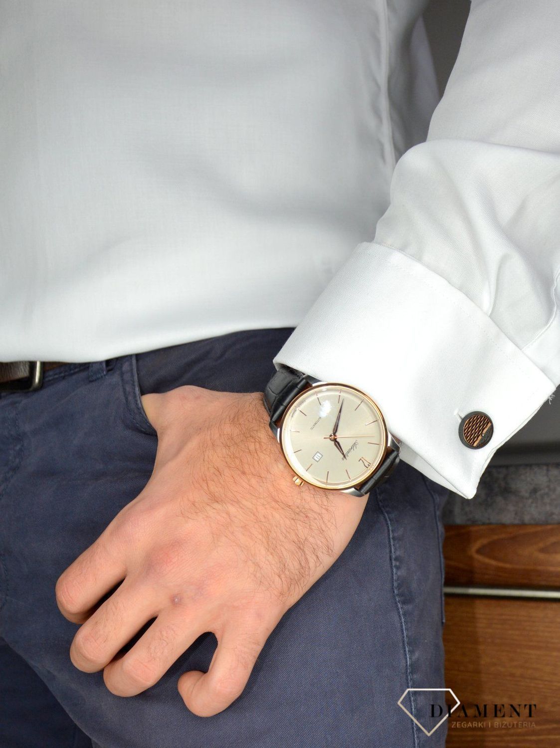 Zegarek męski automatyczny Adriatica Automatic A8269.R257A to męski zegarek idealny na prezent z mechanizmem automatycznym i szafirowym szkłem..jpg