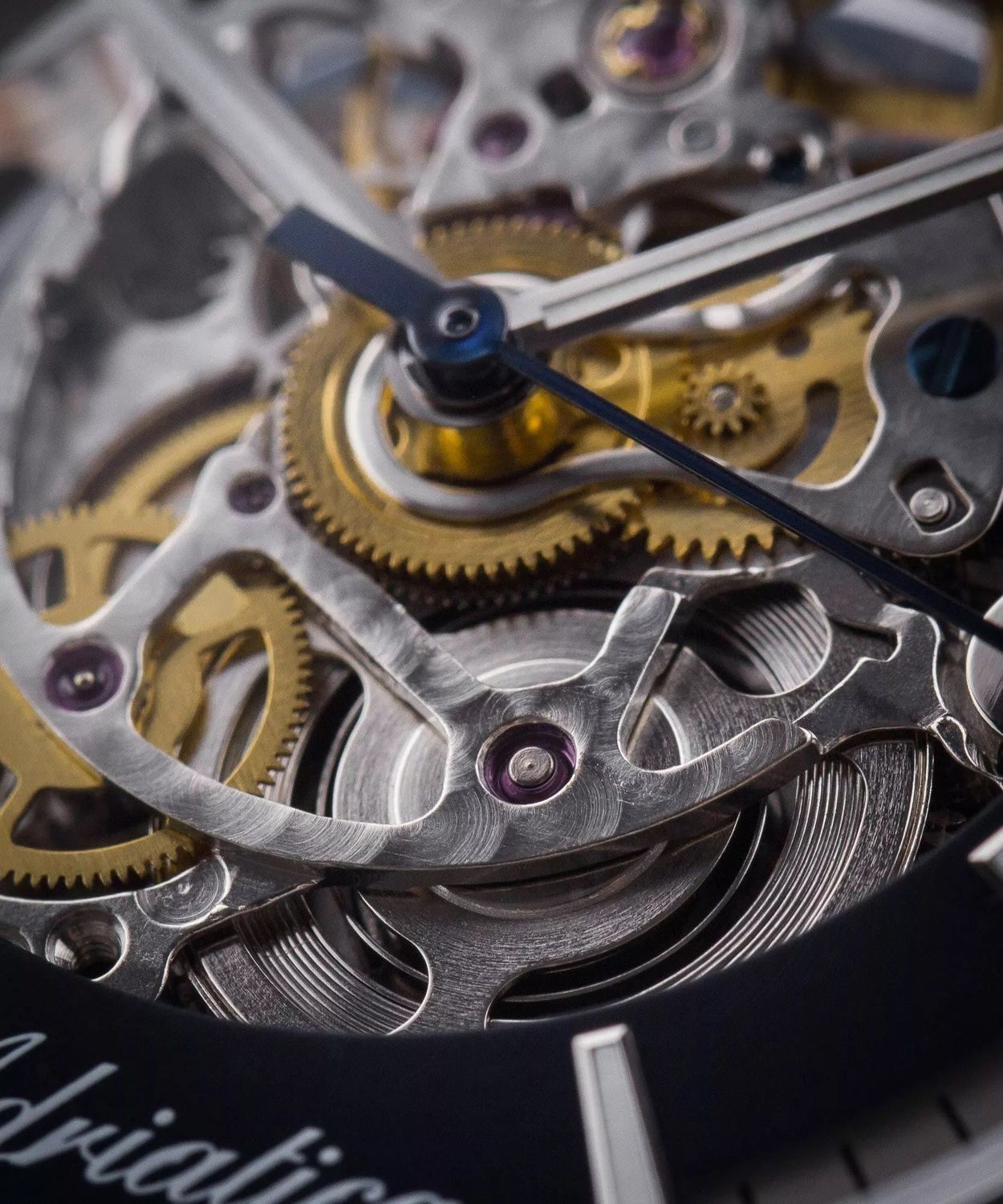 Zegarek męski Adriatica Automatic Skeleton SET A8328.5216A Zegarek męski na pasku skórzanym marki Adriatica o numerze A8328.5216A to propozycja eleganckiego dodatku dla prawdziwych mężczyzn. 10.jpg