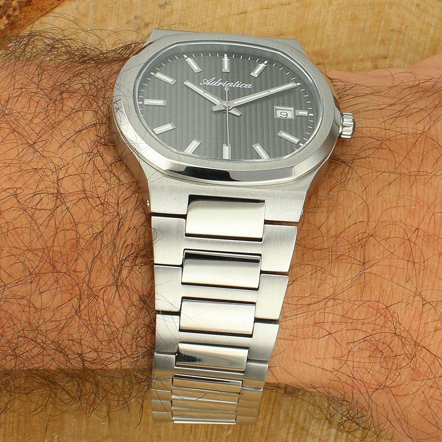 Zegarek męski Adriatica Classic Sapphire A8349.5116Q – czarna tarcza, stalowa bransoleta.jpg